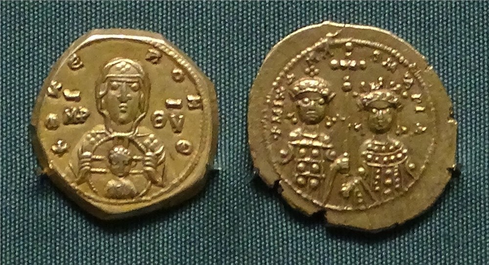 Монета Византия. Номисма тетартерон (правление Михаила VII)